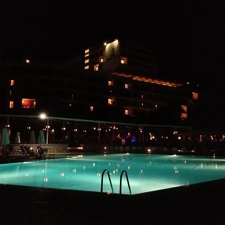 Nissaki Hotell 4*