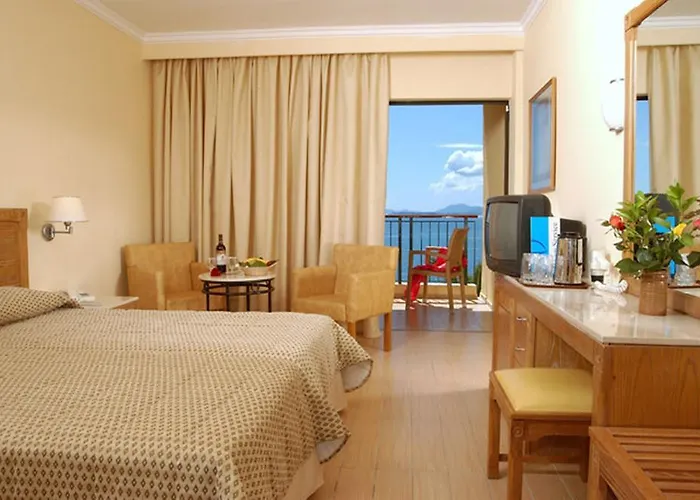 Hotel Nissaki Gimari